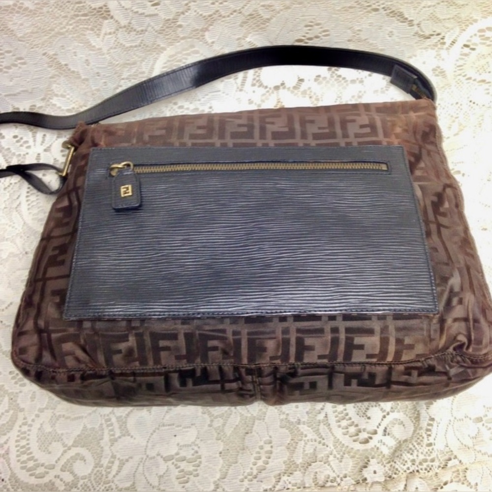 Vintage Fendi Zucca Brown Canvas Shoulder-Crossbody Bag 13in x 10in x 4.5in